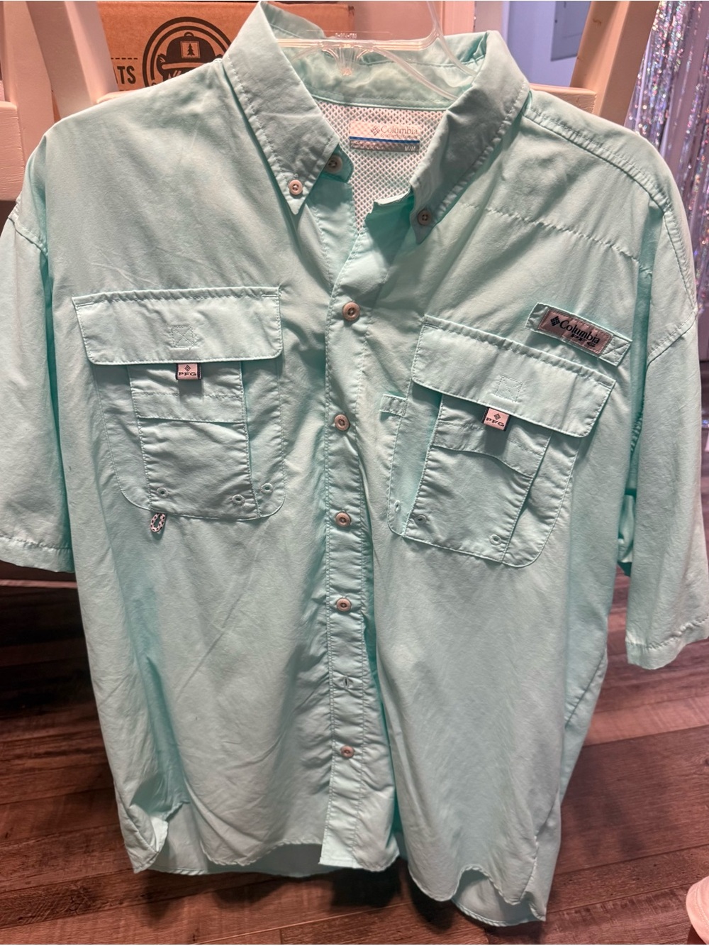 Columbia Men's Short-Sleeve Button-Down Shirt in Mint